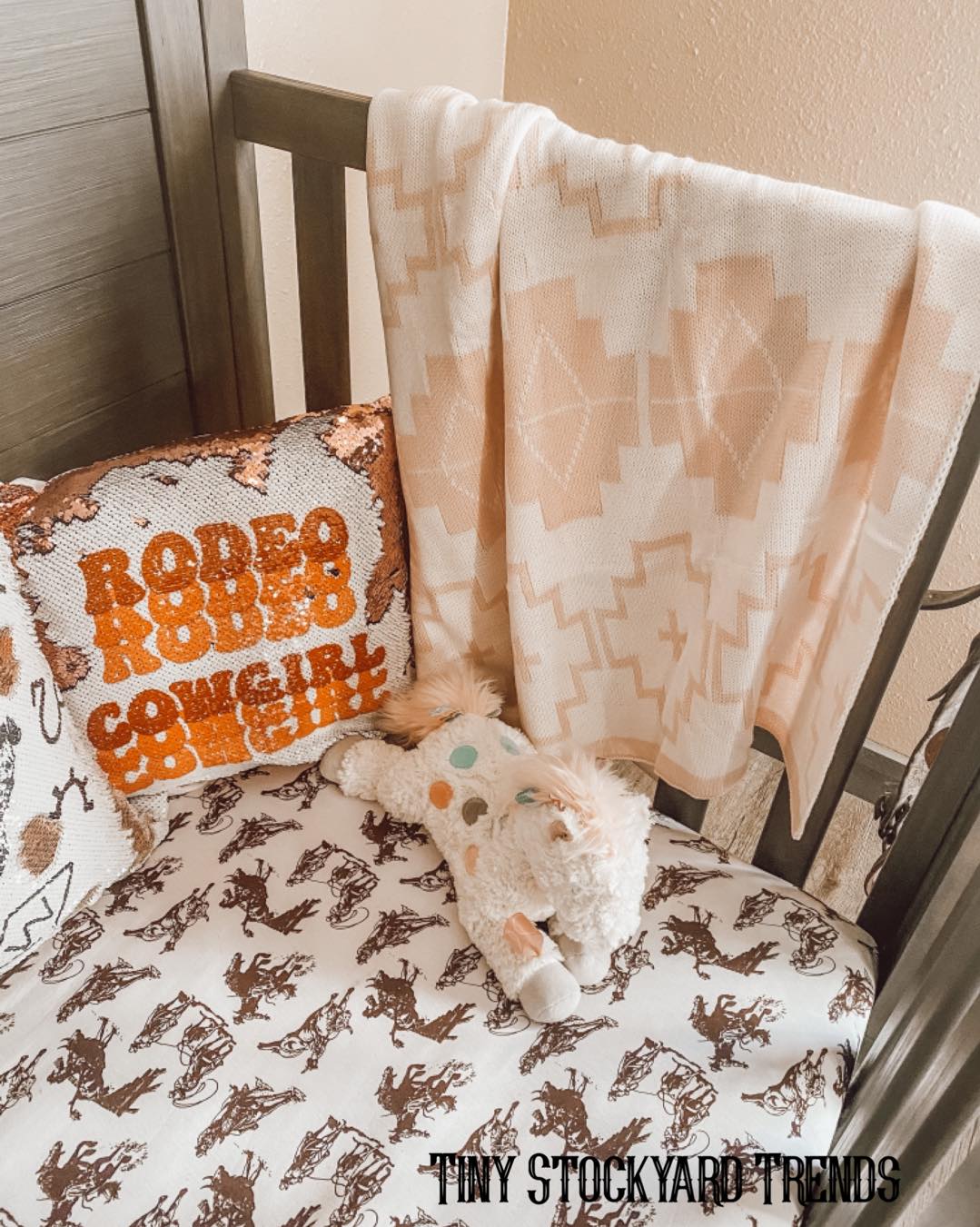 Pink & White Terlingua Blanket