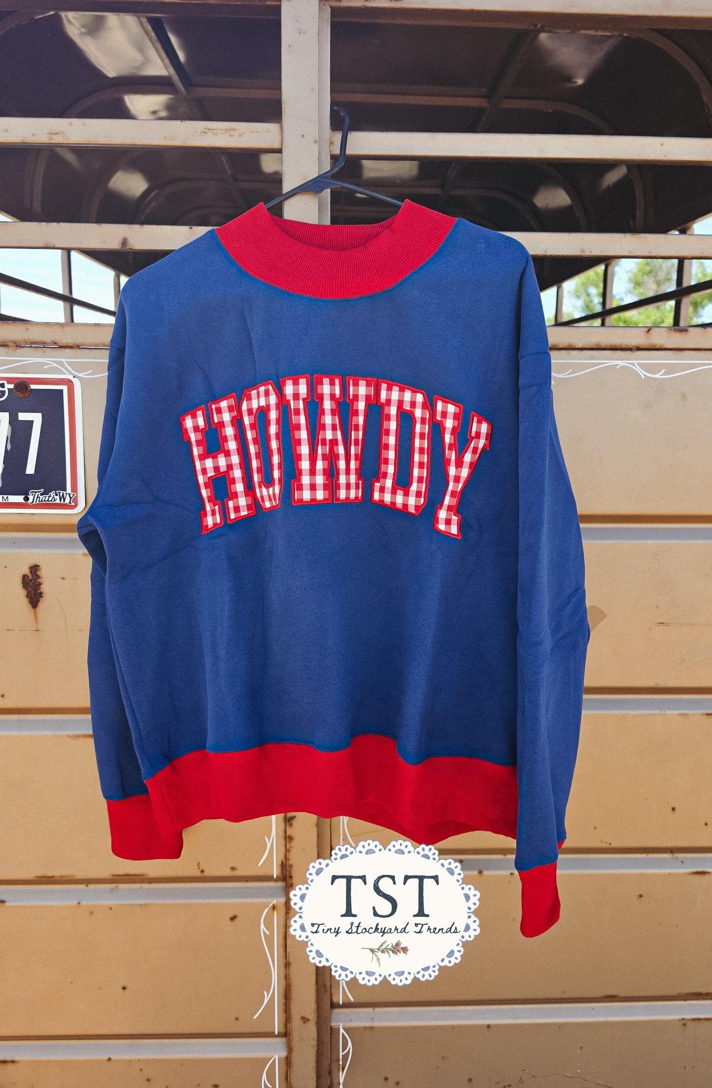 Howdy mock neck
