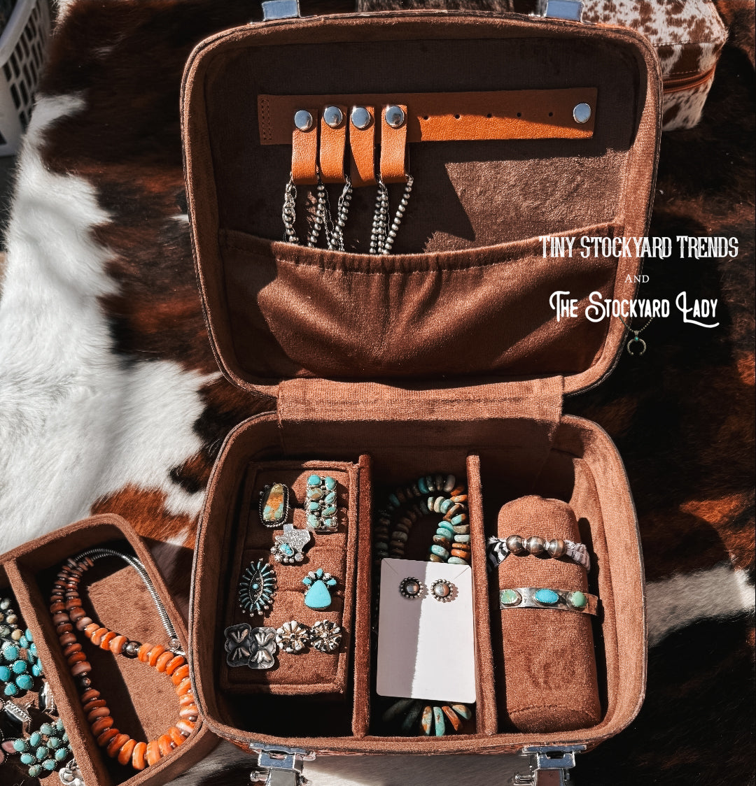 Xl tooled Jewelry case