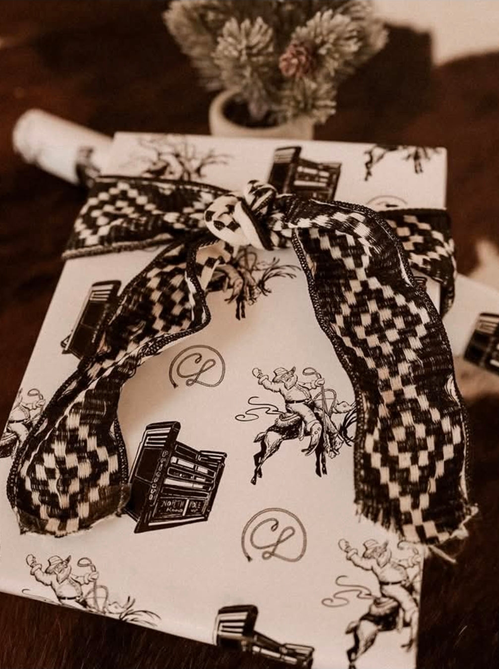 Well, Chute Santa Wrapping paper